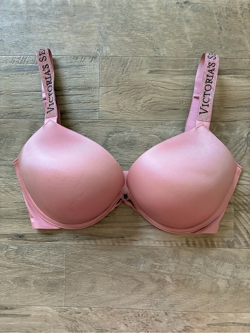 Victoria Secret Satin Rhinestone Logo Shine Strap Bombshell Plunge Bra